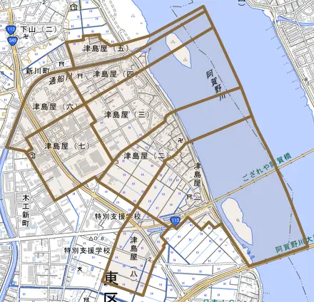 津島屋とその周辺の地図。町の範囲を重ねている