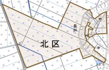 長戸とその周辺の地図。町の範囲を重ねている