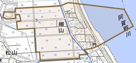 細山とその周辺の地図。町の範囲を重ねている