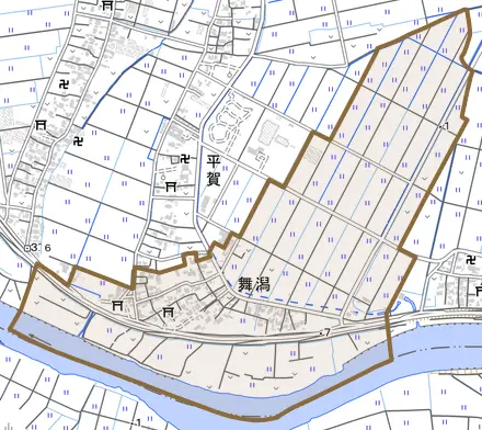 舞潟とその周辺の地図。町の範囲を重ねている