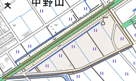 中野山とその周辺の地図。町の範囲を重ねている