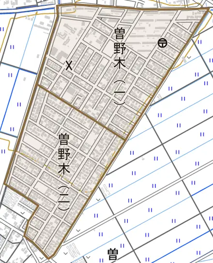 曽野木とその周辺の地図。町の範囲を重ねている