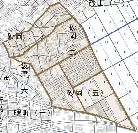 砂岡とその周辺の地図。町の範囲を重ねている