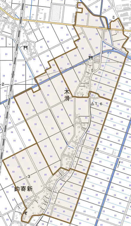 木滑とその周辺の地図。町の範囲を重ねている