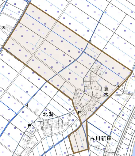 真木とその周辺の地図。町の範囲を重ねている