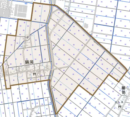 鍋潟とその周辺の地図。町の範囲を重ねている