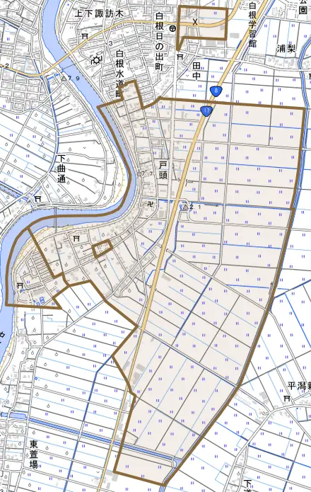 戸頭とその周辺の地図。町の範囲を重ねている