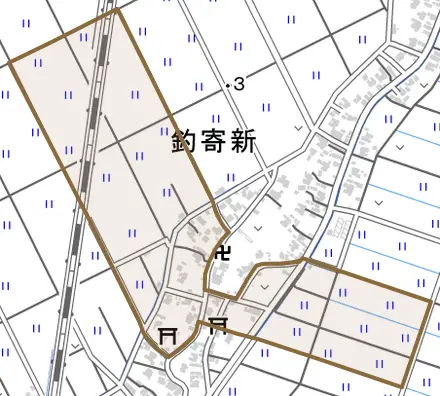 釣寄新とその周辺の地図。町の範囲を重ねている