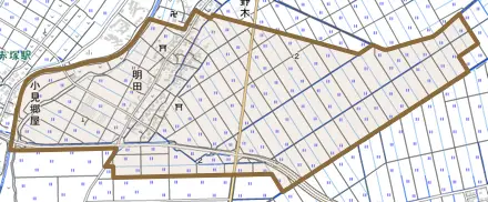 明田とその周辺の地図。町の範囲を重ねている