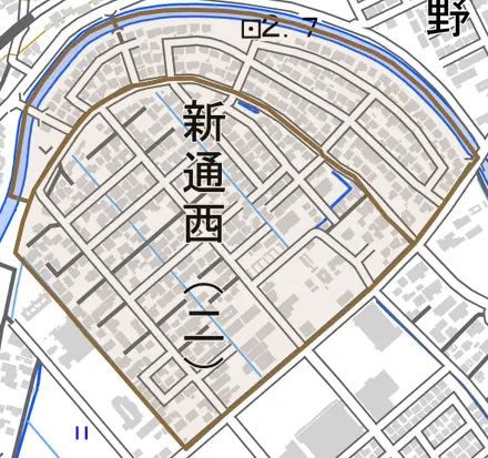 新通西とその周辺の地図。町の範囲を重ねている