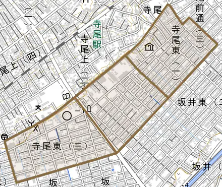 寺尾東とその周辺の地図。町の範囲を重ねている