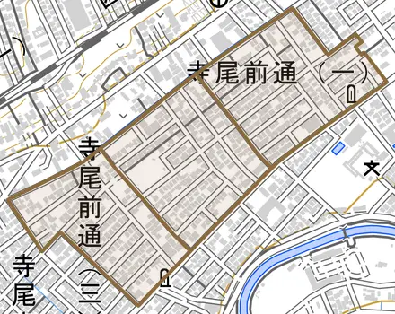 寺尾前通とその周辺の地図。町の範囲を重ねている