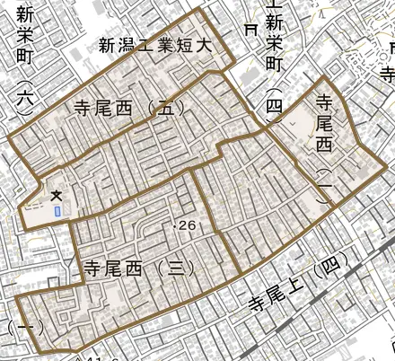 寺尾西とその周辺の地図。町の範囲を重ねている