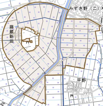 藤蔵新田とその周辺の地図。町の範囲を重ねている