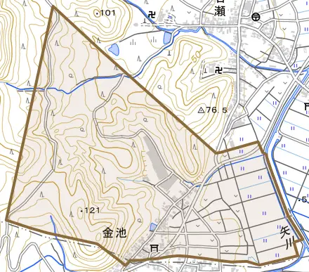 金池とその周辺の地図。町の範囲を重ねている