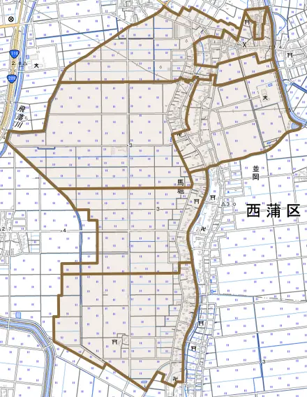 馬堀とその周辺の地図。町の範囲を重ねている