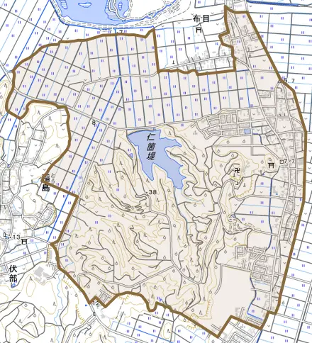 仁箇とその周辺の地図。町の範囲を重ねている