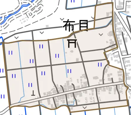 布目とその周辺の地図。町の範囲を重ねている