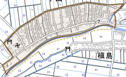 下山とその周辺の地図。町の範囲を重ねている