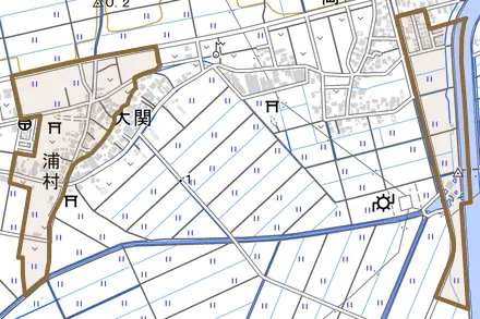 浦村とその周辺の地図。町の範囲を重ねている