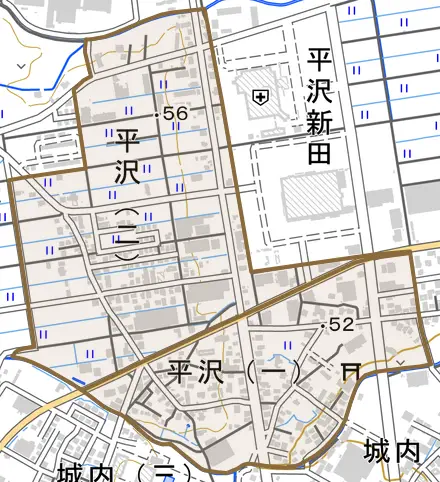 平沢とその周辺の地図。町の範囲を重ねている