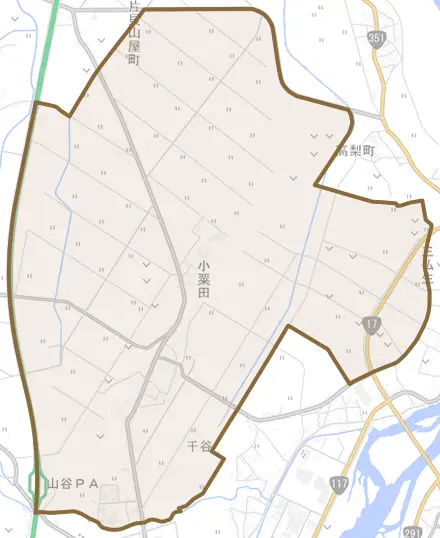 大字小粟田とその周辺の地図。町の範囲を重ねている