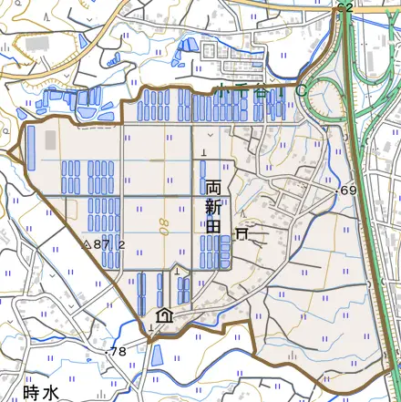 大字両新田とその周辺の地図。町の範囲を重ねている