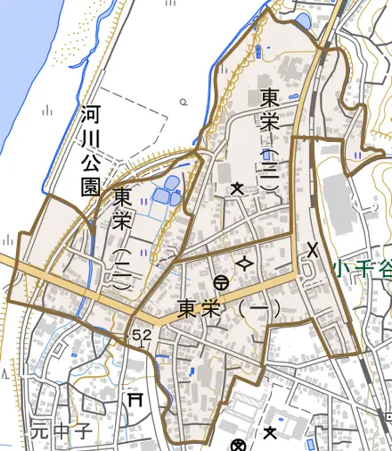 東栄とその周辺の地図。町の範囲を重ねている