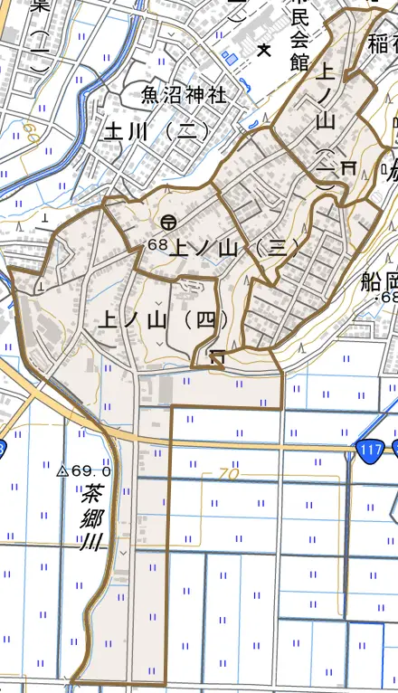 上ノ山とその周辺の地図。町の範囲を重ねている