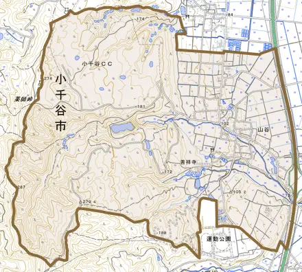 大字山谷とその周辺の地図。町の範囲を重ねている