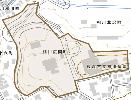 相川広間町とその周辺の地図。町の範囲を重ねている