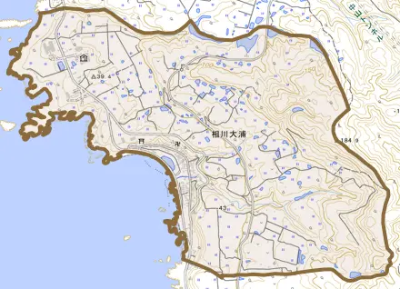 相川大浦とその周辺の地図。町の範囲を重ねている