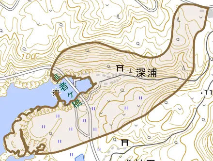深浦とその周辺の地図。町の範囲を重ねている