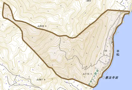 平松とその周辺の地図。町の範囲を重ねている
