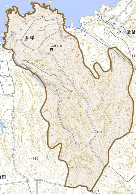 井坪とその周辺の地図。町の範囲を重ねている