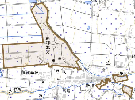 新穂北方とその周辺の地図。町の範囲を重ねている