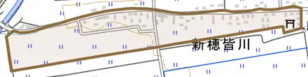 新穂皆川とその周辺の地図。町の範囲を重ねている