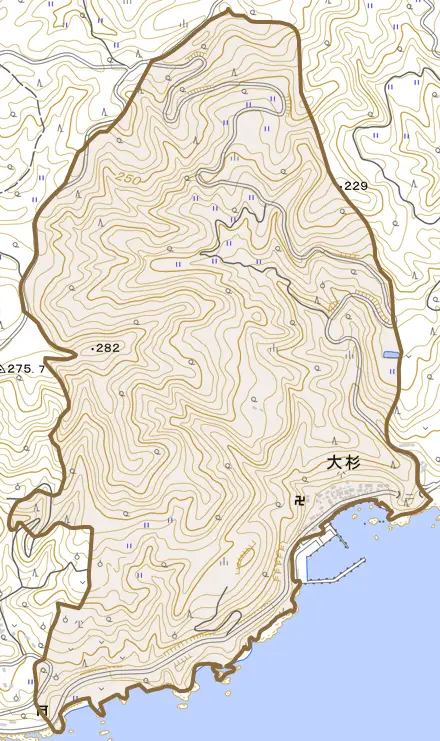 大杉とその周辺の地図。町の範囲を重ねている