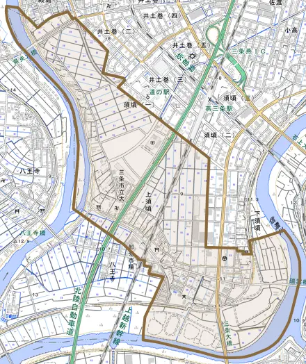 上須頃とその周辺の地図。町の範囲を重ねている