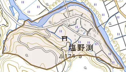 塩野渕とその周辺の地図。町の範囲を重ねている
