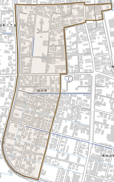 四日町とその周辺の地図。町の範囲を重ねている