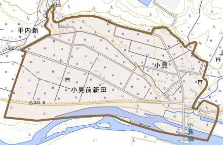 大字小見とその周辺の地図。町の範囲を重ねている
