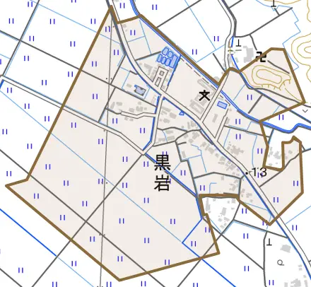 黒岩とその周辺の地図。町の範囲を重ねている