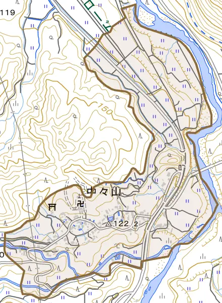 中々山とその周辺の地図。町の範囲を重ねている