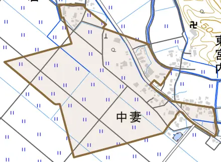 中妻とその周辺の地図。町の範囲を重ねている