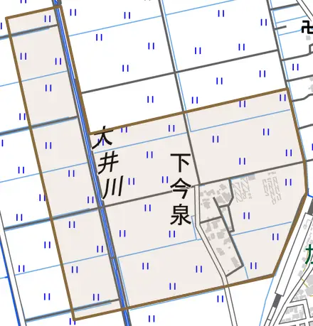 下今泉とその周辺の地図。町の範囲を重ねている