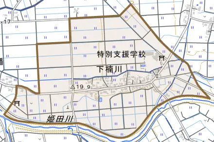 下楠川とその周辺の地図。町の範囲を重ねている