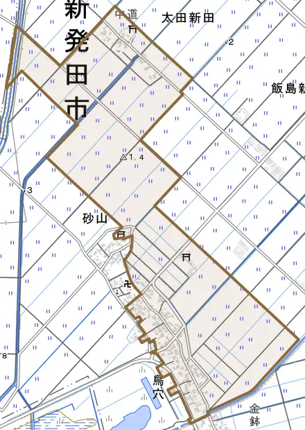 鳥穴とその周辺の地図。町の範囲を重ねている
