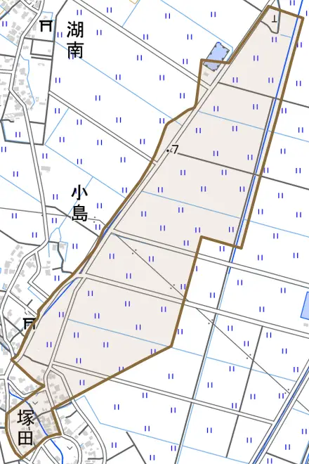 塚田とその周辺の地図。町の範囲を重ねている