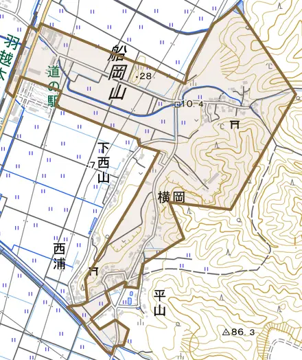 横岡とその周辺の地図。町の範囲を重ねている